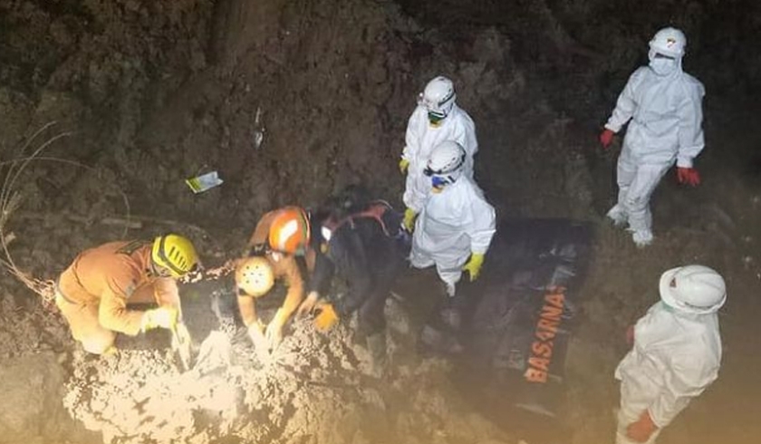 Basarnas menemukan 29 korban jiwa yang tertimbun tanah longsor di Sumedang, Jawa Barat. (Foto: PMJ News/Instagram @sar_nasional).