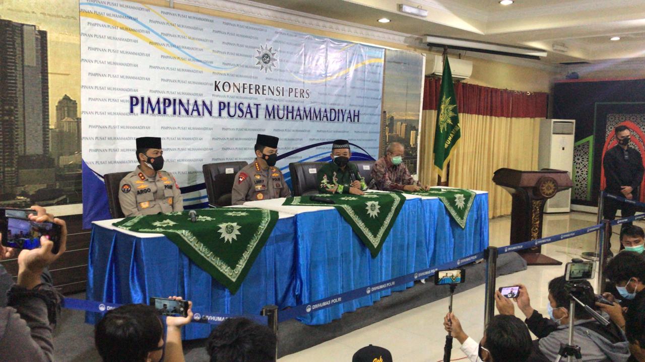 Kapolri Jenderal Pol Listyo Sigit Prabowo bersilaturahmi ke PP Muhammadiyah. (Foto: PMJ News/ Adi). 