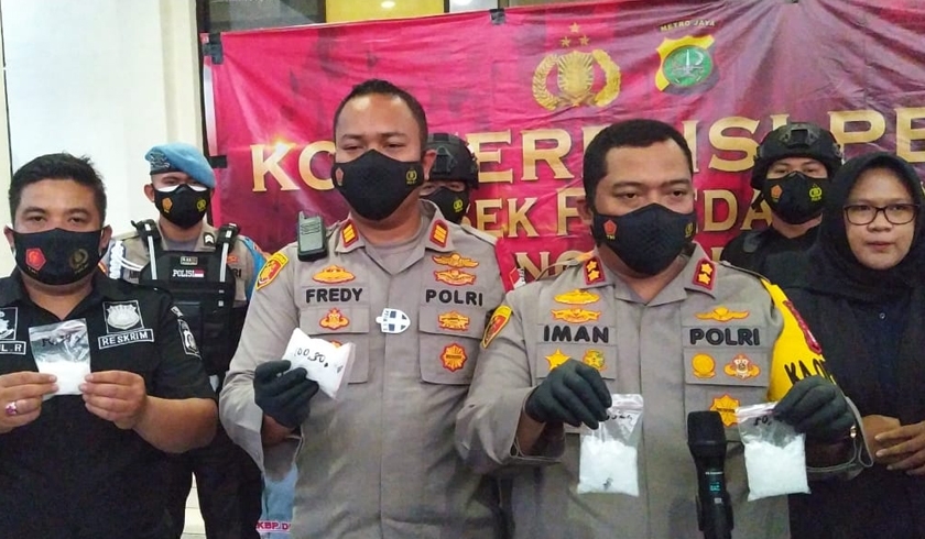 Polres Tangerang Selatan menggelar perkara penangkapan pengedar sabu. (Foto: PMJ News).
