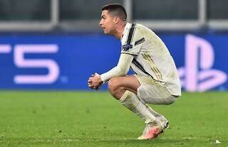 Cristiano Ronaldo gagal mengantarkan Juve melaju ke babak selanjutnya di Liga Champions. (Foto: Dok Net). 