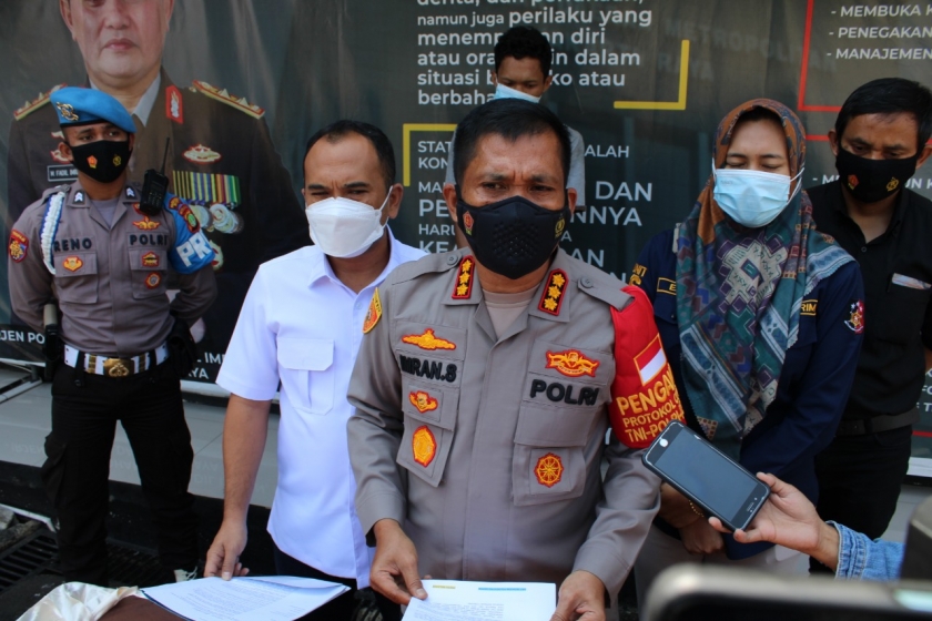 Kapolres Metro Depok Kombes Pol Imran Edwin Siregar berikan keterangan. (Foto ; Dok PMJ). 