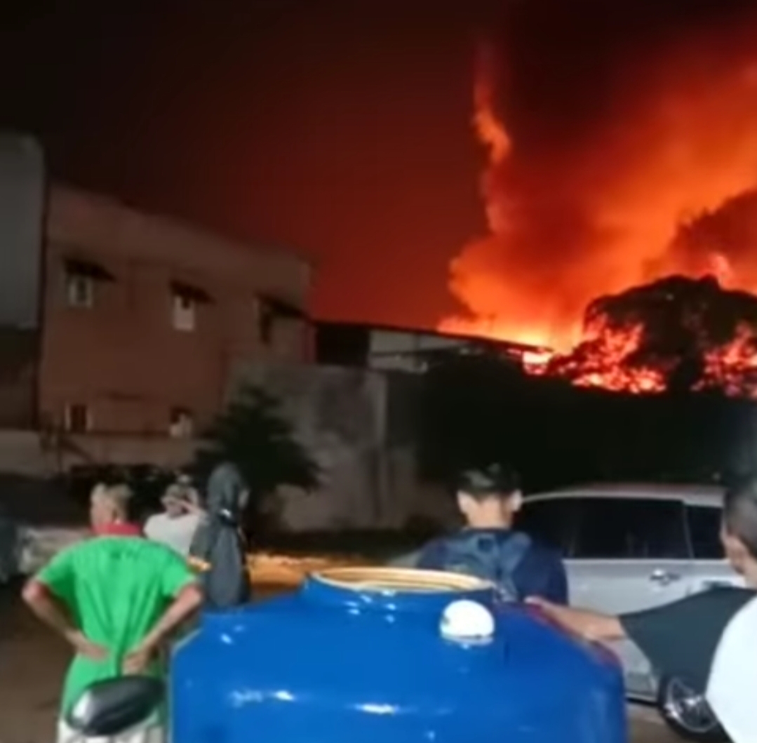 Kebakaran di Kapuk Muara Jakut. (Foto: Instagram Humas Jakfire). 