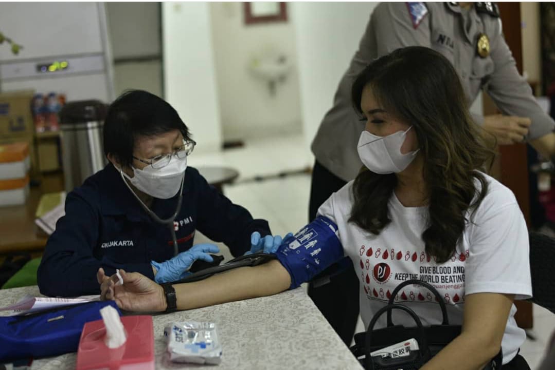 Aksi donor darah. (Foto: Instagram Perempuan Jenggala)