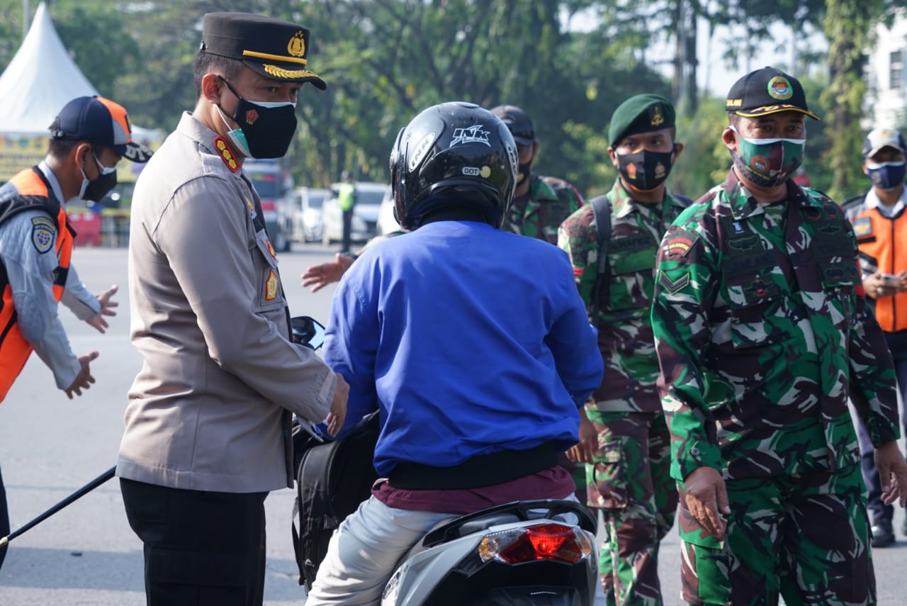 Pos penyekatan di Kabupaten Bekasi. (Foto: PMJ News)