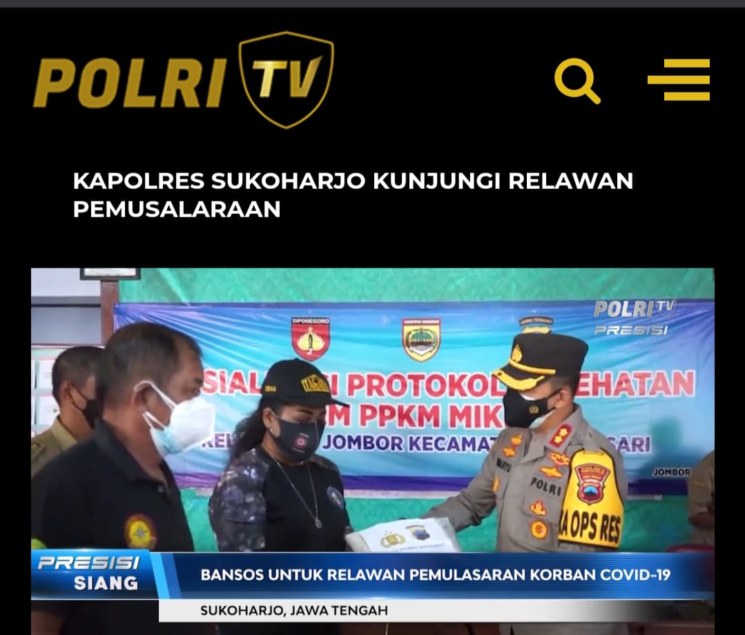 Kapolres Sukoharjo salurkan bansos untuk tim pemusalaran. (Foto: tangkapan layar TV Radio Polri). 