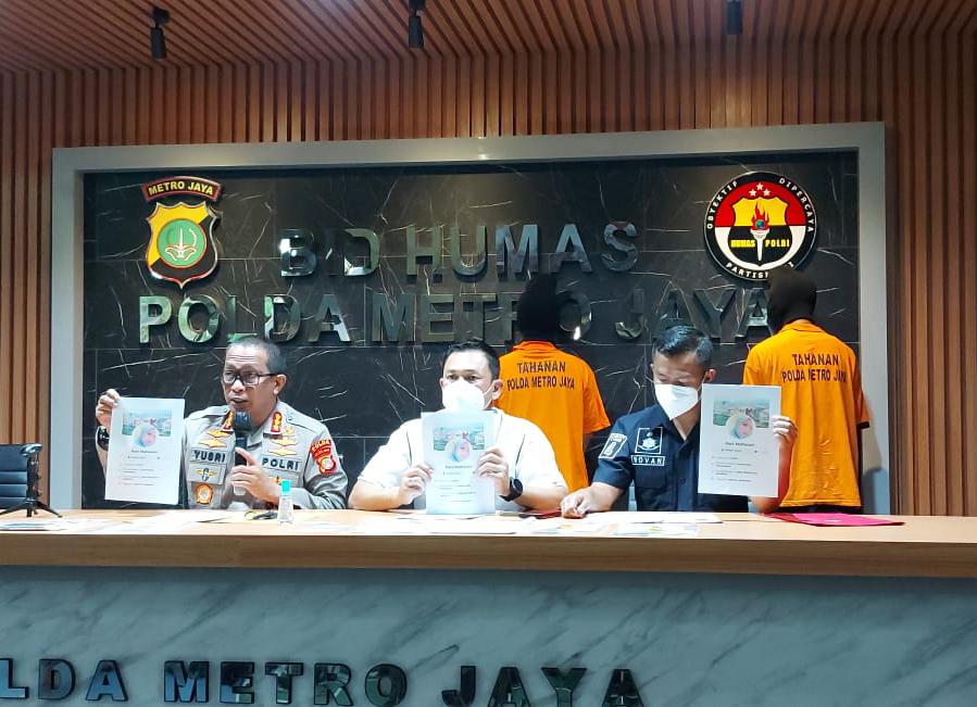 Kabid Humas Polda Metro Jaya Kombes Pol Yusri Yunus berikan keterangan. (Foto: PMJ/Yenni). 