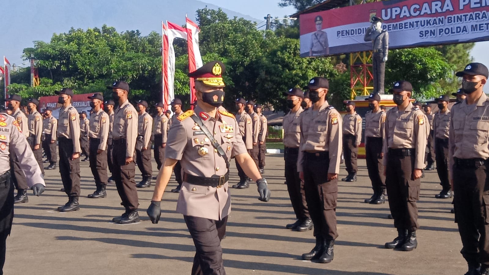 Pembukaan pendidikan pembentukan Bintara Polri tahun anggaran 2021. (Foto : PMJ/Yenni).  