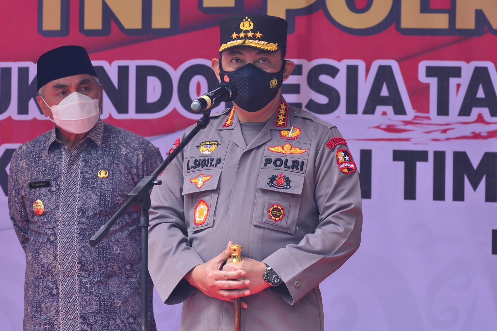 Kapolri Jenderal Listyo Sigit menyampaikan keterangannya. (Foto: Dok PMJ). 