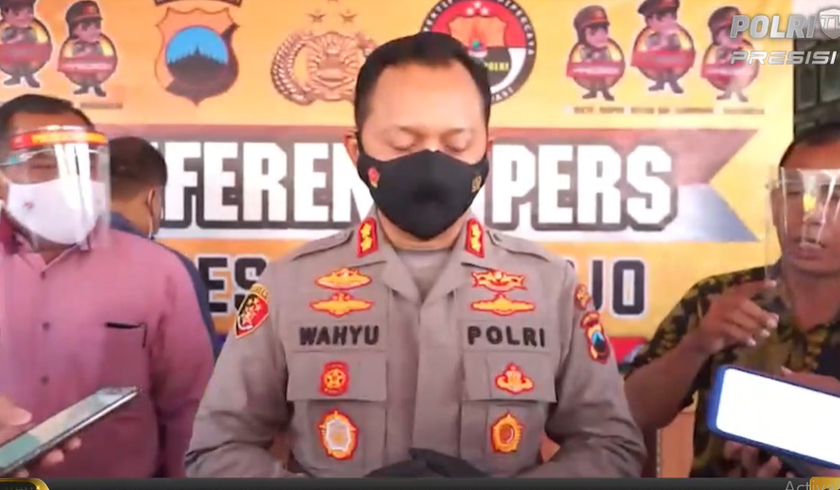 Kapolres Sukoharjo, AKBP Wahyu Nugroho Setiawan saat memberikan keterangan pers. (Foto: PMJ News/Polri TV).