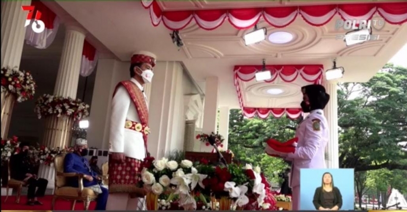 Presiden Joko Widodo bertindak sebagai Inspektur Upacara. (Foto: PMJ News/Polri TV)