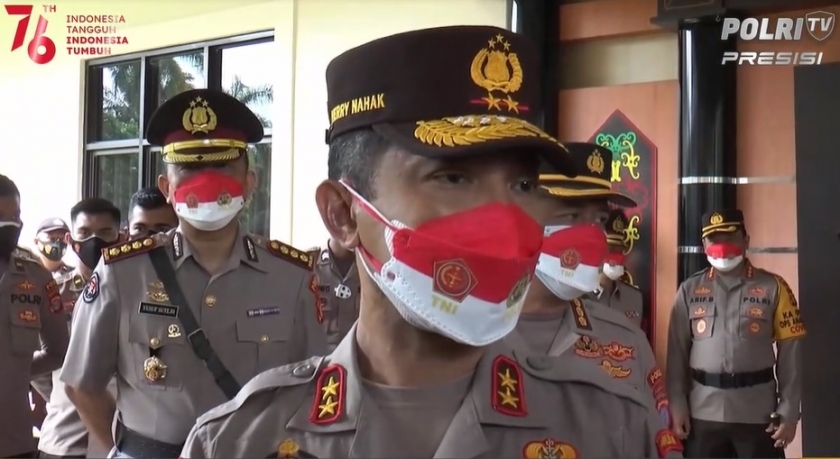 Kapolda Kalimantan Timur, Irjen Pol Herry Rudolf Nahak saat memberikan keterangan. (Foto: PMJ News/Polri TV).