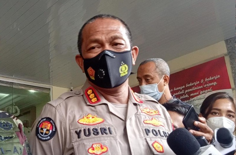 Kabid Humas Polda Metro Jaya, Kombes Pol Yusri Yunus saat memberikan keterangan pers. (Foto: PMJ News/Yeni).