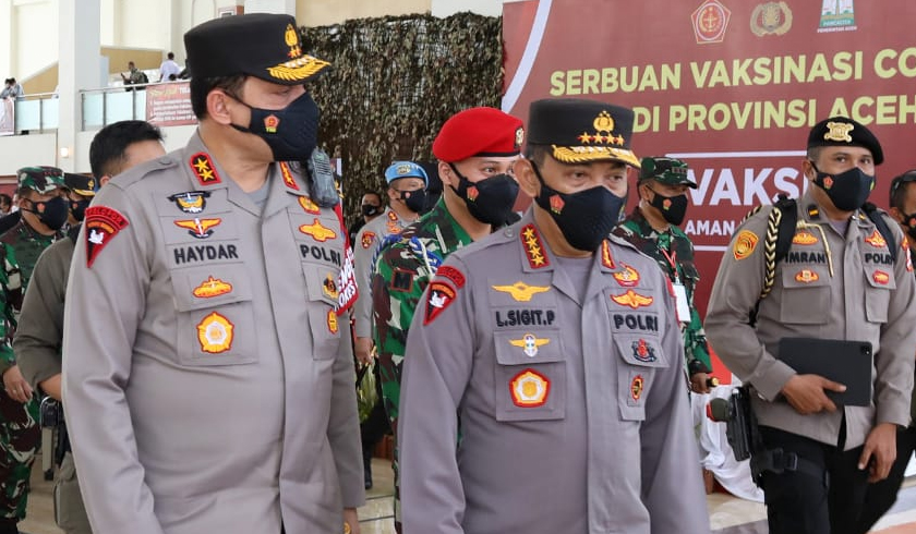 Kapolri Jenderal Listyo Sigit Prabowo memimpin rapat Forkopimda Provinsi Aceh terkait dengan evaluasi penanganan Pandemi Covid-19. (Foto: PMJ News).