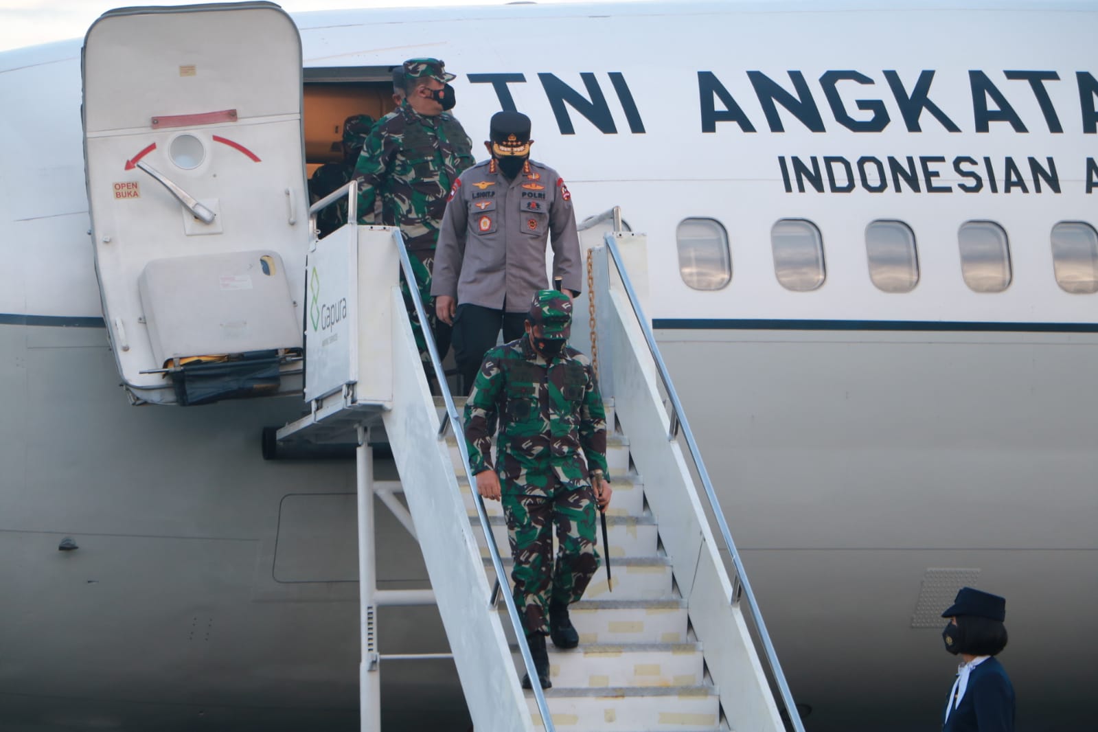 Kapolri bersama Panglima TNI beserta jajarannya di di Labuan Bajo, Nusa Tenggara Timur. (Foto: PMJ News). 