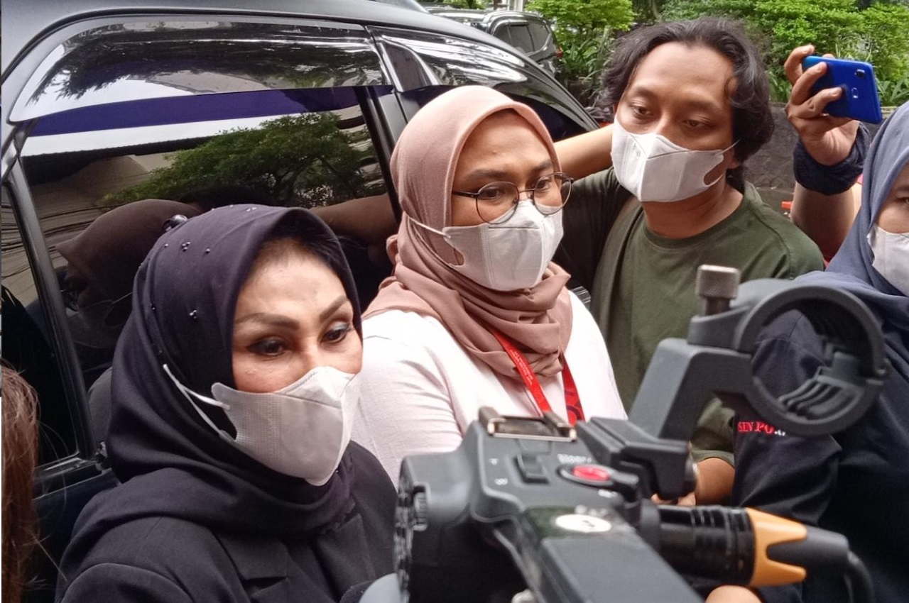 Kuasa hukum Olivia Nathania (Oi), Susanti Agustina meminta penyidik untuk menelusuri keterlibatan Agustin. (Foto: PMJ News/Yeni).