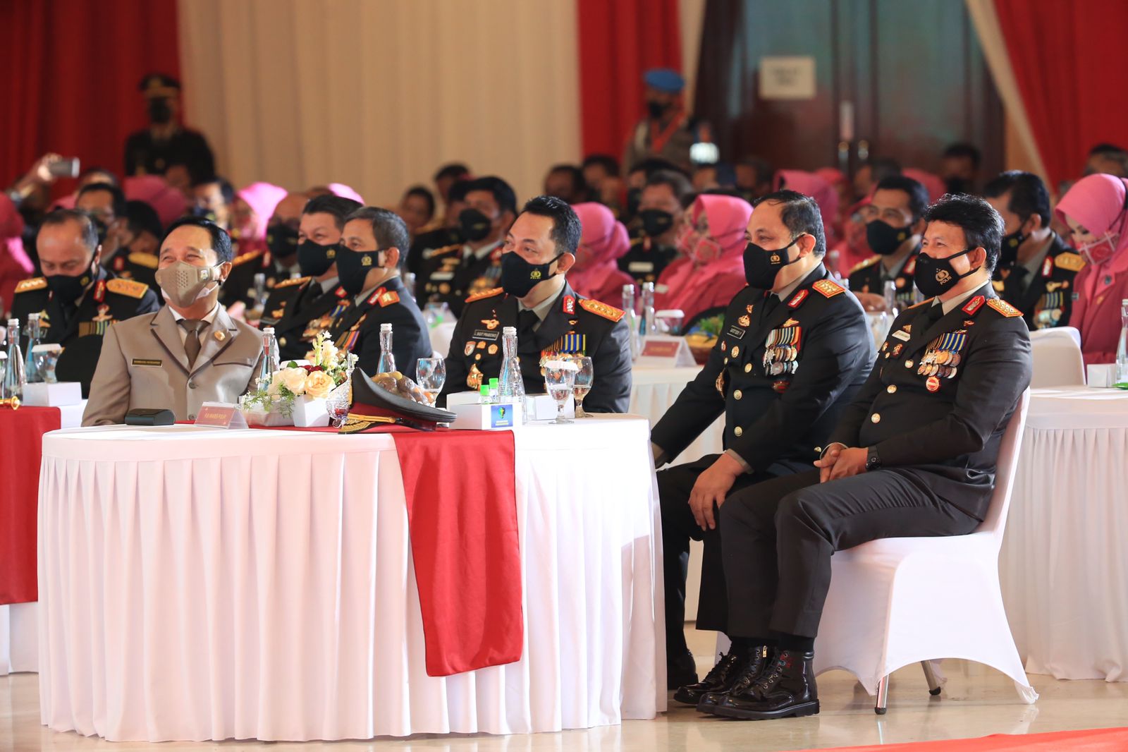 Kapolri Jenderal Pol Listyo Sigit Prabowo menghadiri acara pembinaan tradisi pra-pengakhiran dinas Perwira Tinggi (Pati) Polri tahun 2021 di Auditorium PTIK Jakarta. (Foto: PMJ News/ Muslim). 
