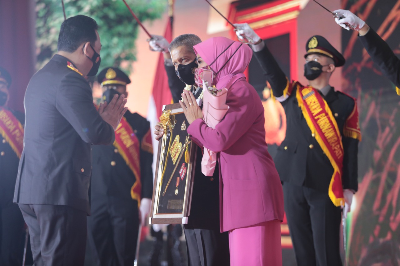 Kapolri Jenderal Pol Listyo Sigit Prabowo menghadiri acara pembinaan tradisi pra-pengakhiran dinas Perwira Tinggi (Pati) Polri tahun 2021 di Auditorium PTIK Jakarta. (Foto: PMJ News/ Muslim). 