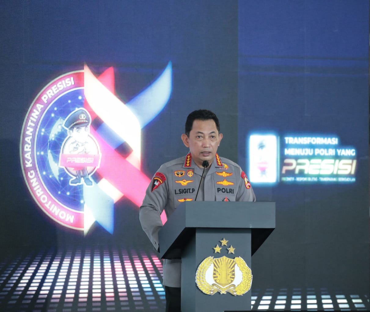 Kapolri Jenderal Pol Listyo Sigit Prabowo  dalam peluncuran Aplikasi Monitoring Karantina Presisi. (Foto: PMJ News). 