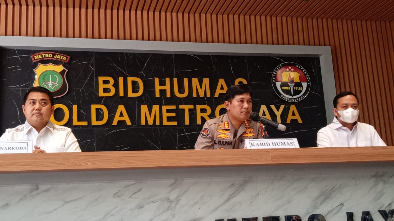 Kabid Humas Polda Metro Jaya, Kombes Pol Endra Zulpan memberikan keterangan. (Foto: PMJ News/ Yeni)