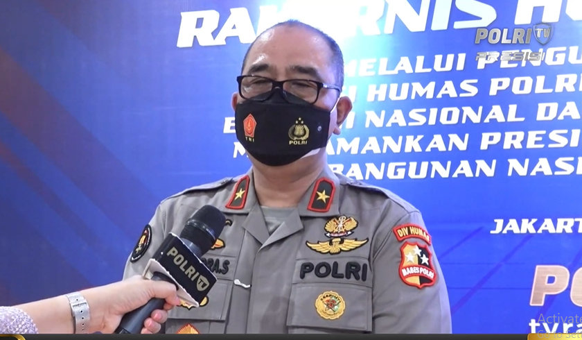 Kepala Biro PID Divisi Humas Polrri, Brigjen Pol Hendra Suhartiyono saat memberikan keterangan pers. (Foto: PMJ News/Polri TV)