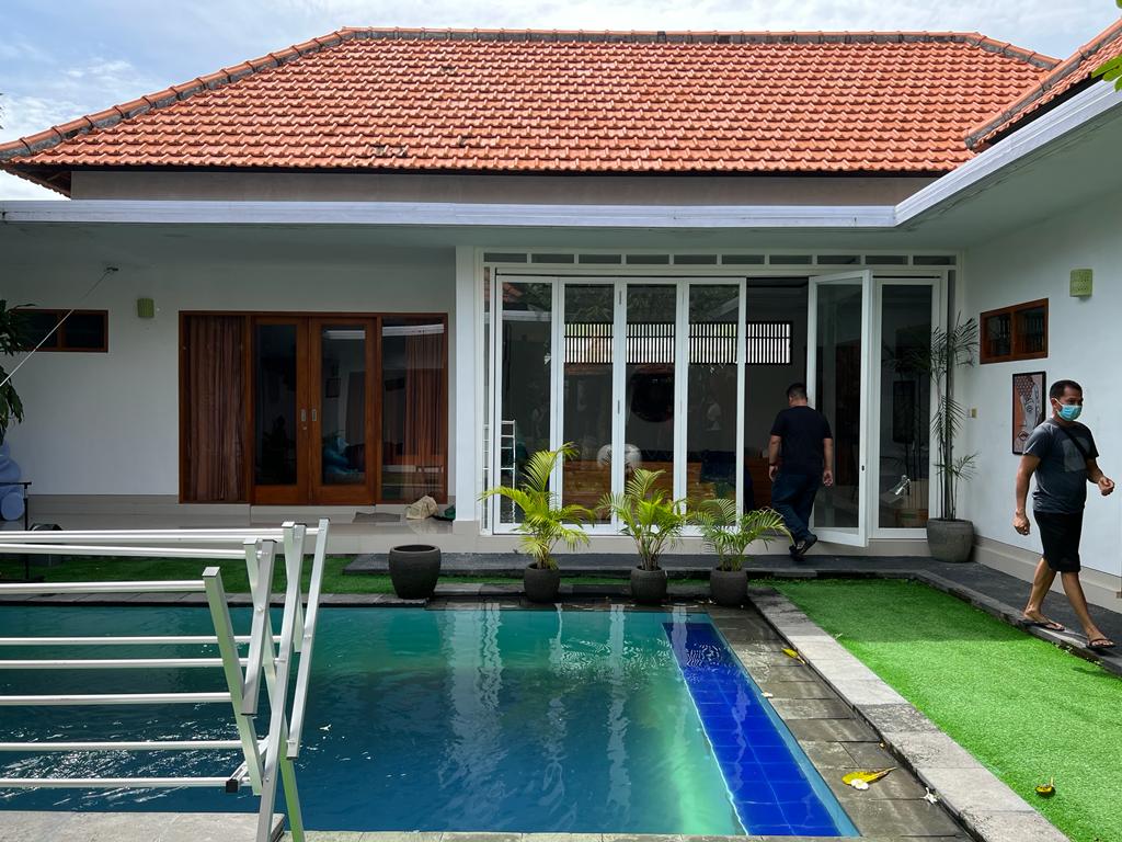 Dittipideksus Baresktrim menangkap Anang Dianto di villa mewah Bali. (Foto: PMJ News)