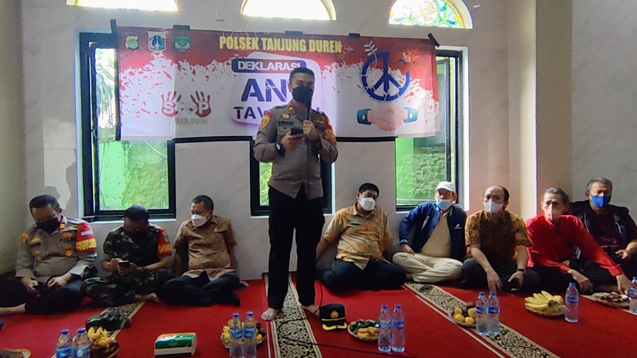Polsek Tanjung Duren menggelar ‘Deklarasi Anti Tawuran’. (Foto: PMJ News)