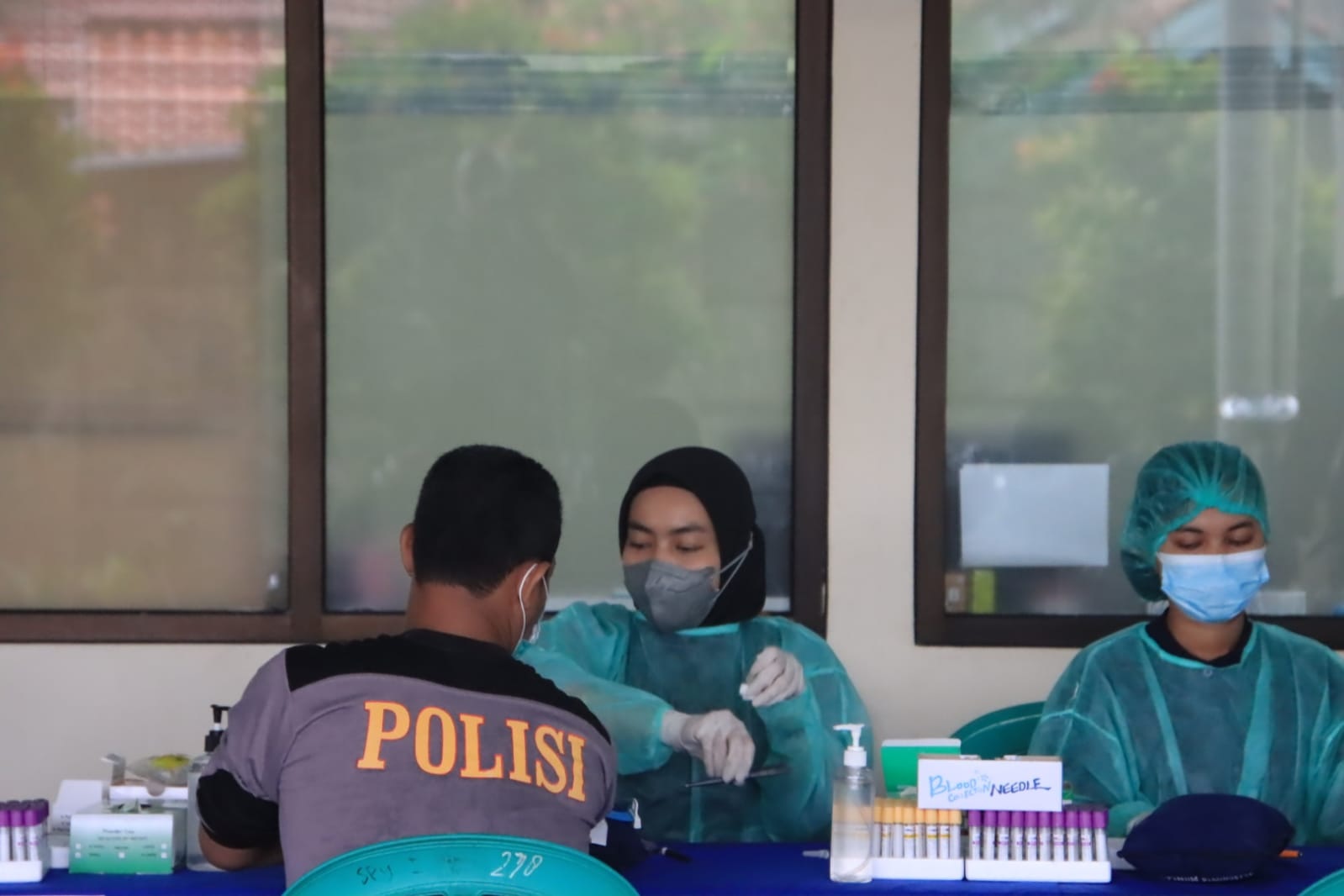 Polres Metro Bekasi Kota menggelar cek kesehatan berkala kepada seluruh anggota Polres dan Polsek jajarannya. (Foto: PMJ News)