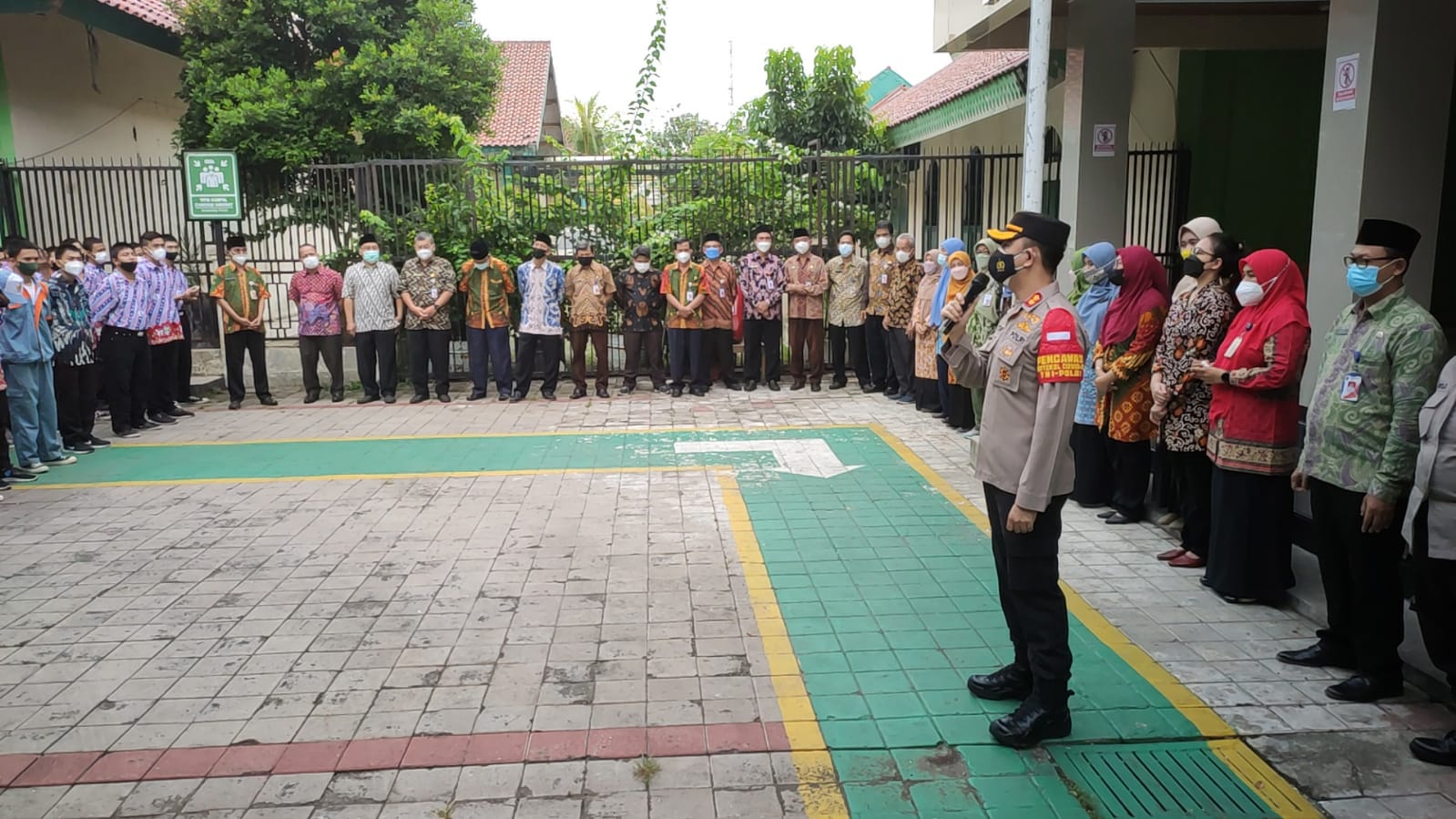 Polsek Tamansari sosialisasi di SMKN 35 Jakarta. (Foto: PMJ News). 