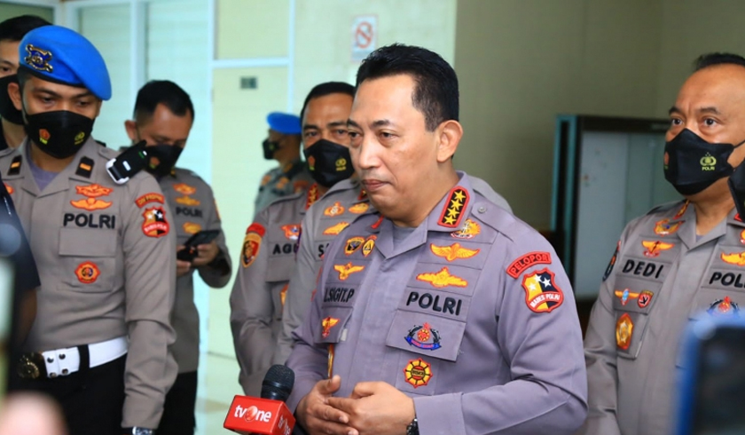 Kapolri Jenderal Listyo Sigit Prabowo saat memberikan keterangan pers. (Foto: PMJ News)