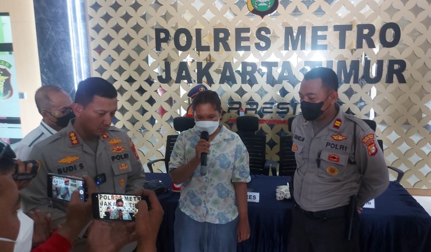 Kapolres Metro Jakarta Timur, Kombes Pol Budi Sartono menggelar perkara kasus penganiayaan polisi saat bertugas. (Foto: PMJ News)
