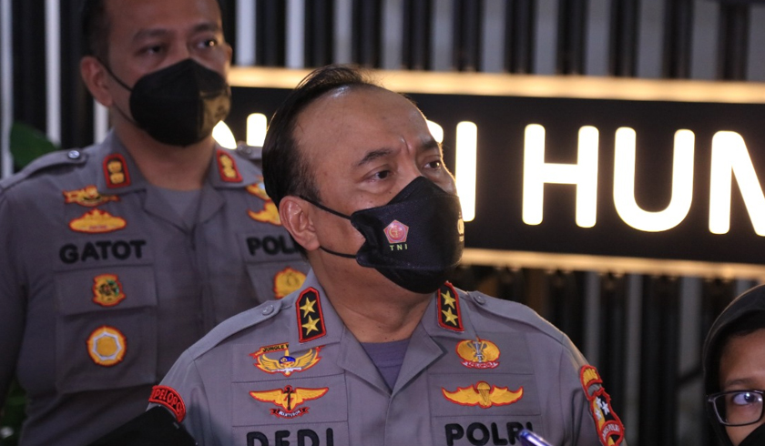 Kepala Divisi Humas Polri, Irjen Pol Dedy Prasetyo saat memberikan keterangan pers. (Foto: PMJ News)