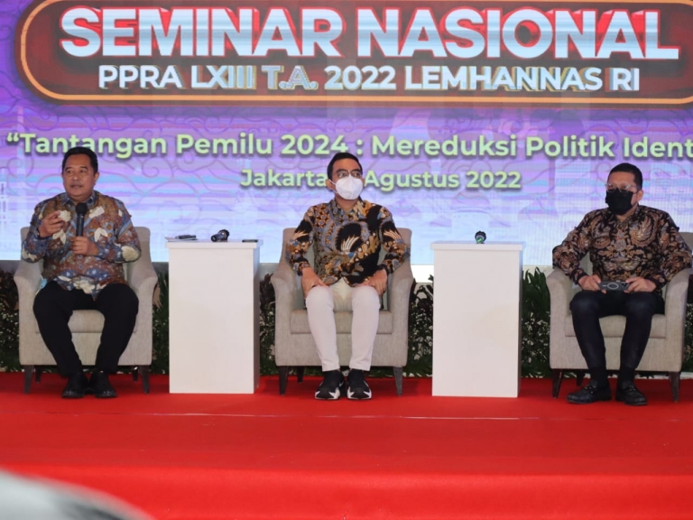 Seminar Nasional bertema Tantangan Pemilu 2024: Mereduksi Politik Identitas. (Foto: PMJ News)