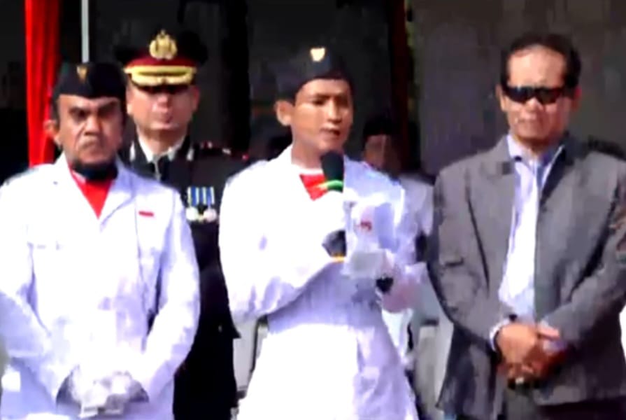 Para mantan napiter menjadi petugas upacara Hut Kemerdekaan RI ke-77. (Foto: PMJ/Polri TV). 