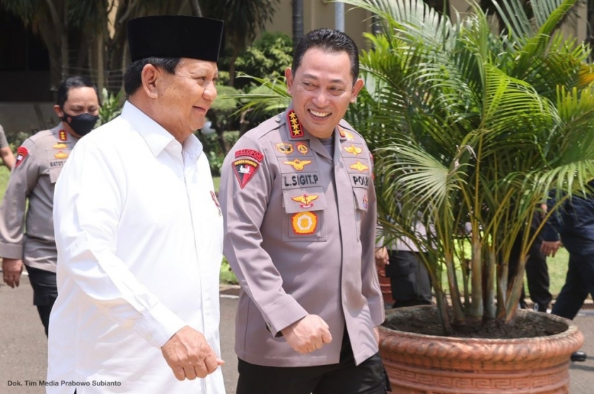Menteri Pertahanan Prabowo Subianto melakukan pertemuan dengan Kapolri Jenderal Listyo Sigit Prabowo. (Foto: PMJ News/Dokumentasi Tim Media Prabowo Subianto