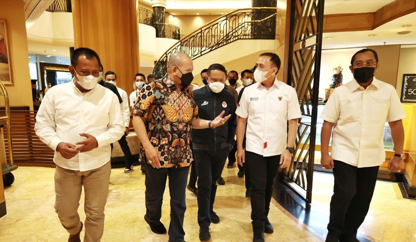 Menpora dan sejumlah instansi terkait tiba di Malang untuk membahas evaluasi tragedi Kanjuruhan. (Foto: PMJ News)
