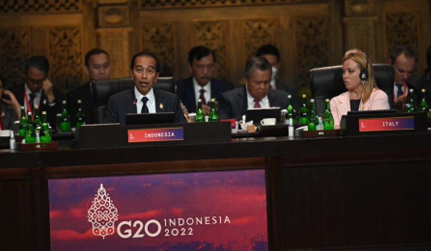Presiden Jokowi memberikan sambutan dalam KTT G20 di Bali. (Foto: PMJ News/BPMI Setpres)