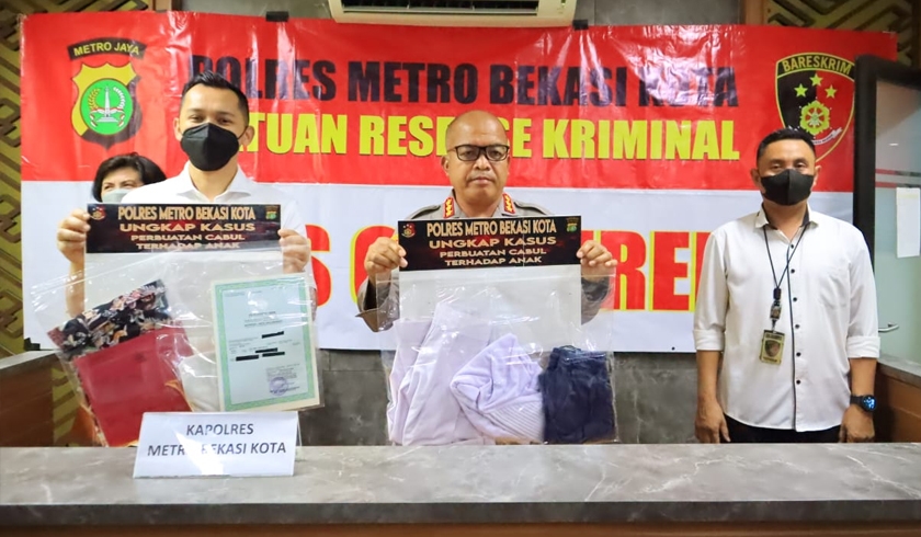 Polres Metro Bekasi Kota menggelar perkara kasus pencabulan anak. (Foto: PMJ News)