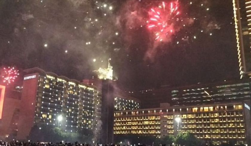 Perayaan malam Tahun Baru 2023 di Bundaran Hotel Indonesia. (Foto: PMJ News/Instagram)