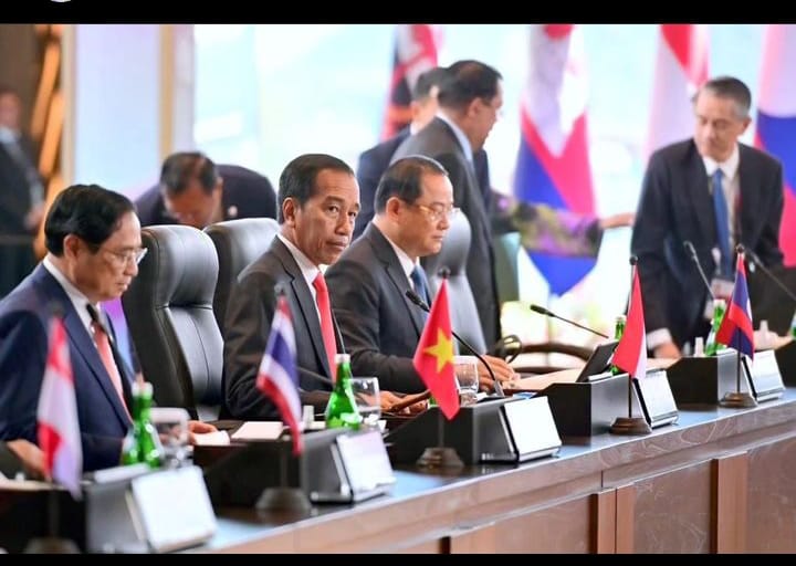 Presiden Jokowi dalam KTT ASEAN. (Foto: Instagram Jokowi). 