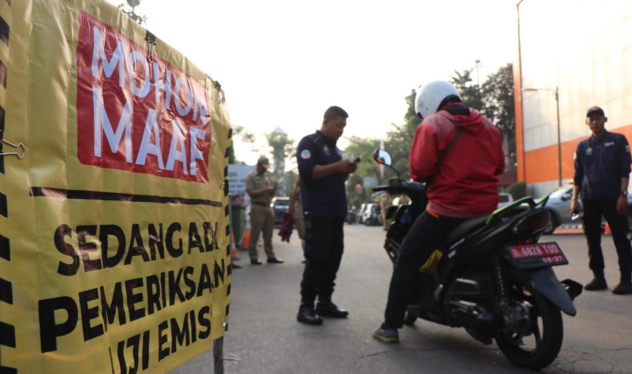 Dinas Lingkungan Hidup DKI Jakarta akan memberlakukan tilang uji emisi. (Foto: PMJ News/Dok Dinas LH DKI)