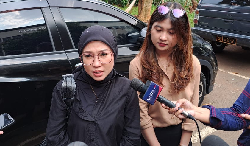 Kuasa hukum sejumlah korban dugaan pelecehan seksual di ajang Miss Universe Indonesia 2023, Mellisa Anggraini. (Foto: PMJ News/Fajar)
