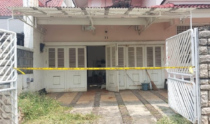 Lokasi penemuan kerangka diduga ibu dan anak ditemukan di perumahan kawasan Cinere, Depok. (Foto: PMJ News/Istimewa)