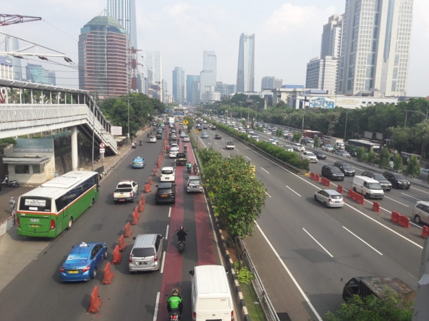 Lalu Lintas DKI Jakarta dan Pelat nomor kendaraan. (Foto: PMJ/Gtg).