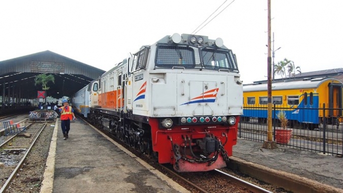 Kereta api jarak jauh. (Foto: PMJ News/Dok Net).