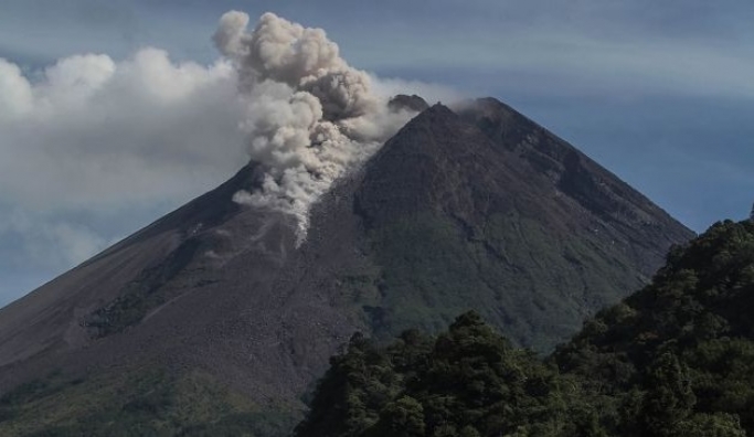 Gunung Merapi Jawa Tengah. (Foto: PMJ News/Dok Net/Ilustrasi).