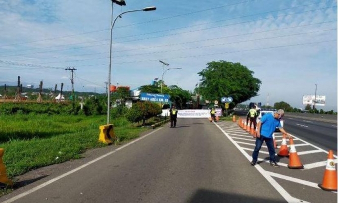 Sebagai ruas Tol Japek arah Cikampek akan ditutup karena perbaikan (Foto: PMJ News/Dok Net).