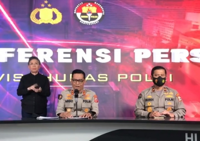 Kadiv Humas Polri, Argo Yuwono saat memberikan keterangan pers. (Foto: PMJ News/Divhumas Polri).