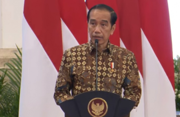 Presiden Jokowi saat memberikan keterangan pers. (Foto: PMJ News/YouTube Setpres).