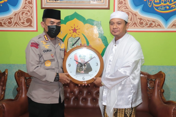 Safari Ramadhan ke dua tokoh agama Jajaran Polres Jakut. (Foto: PMJ News). 