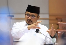 Menteri Agama (Menag) Yaqut Cholil Qoumas saat memberikan keterangan pers. (Foto: PMJ News/Instagram @gusyaqut).